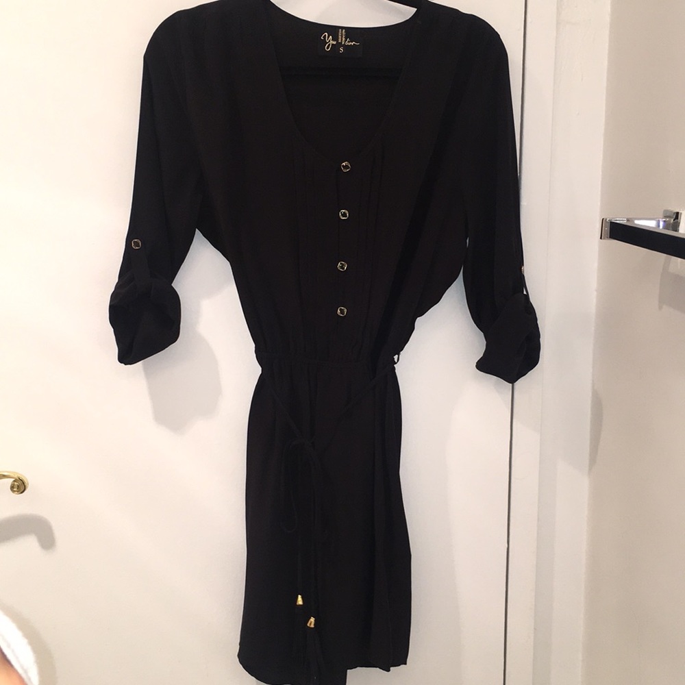 Very light worn and comfortable midi LBD